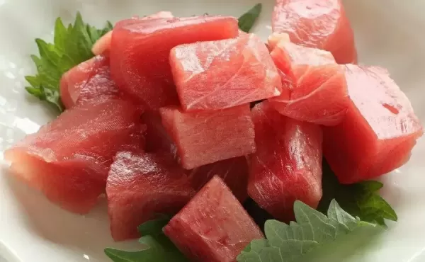 Yellowfin Tuna (Kera) Boneless Cubes