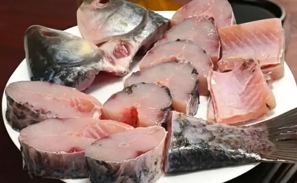 Rohu (Rui) Medium Bengali Cut (With Head)