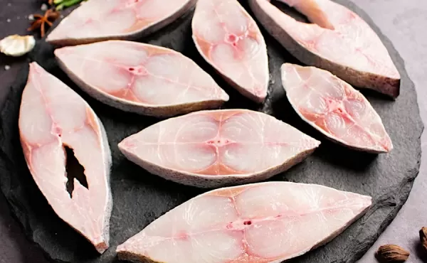 Black Pomfret (Paplet/Avoli) Steak